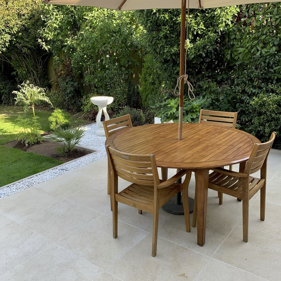 Martello beige porcelain paving